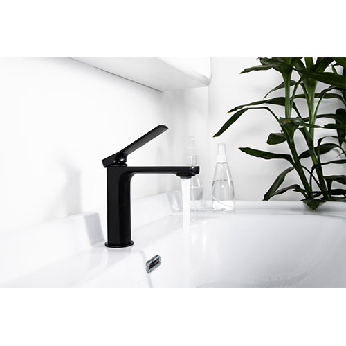 Prior Creek Riverside Single Handle Faucet in Matte Black