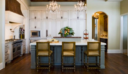 Comparing The French Country And English Country Kitchen Design Styles
